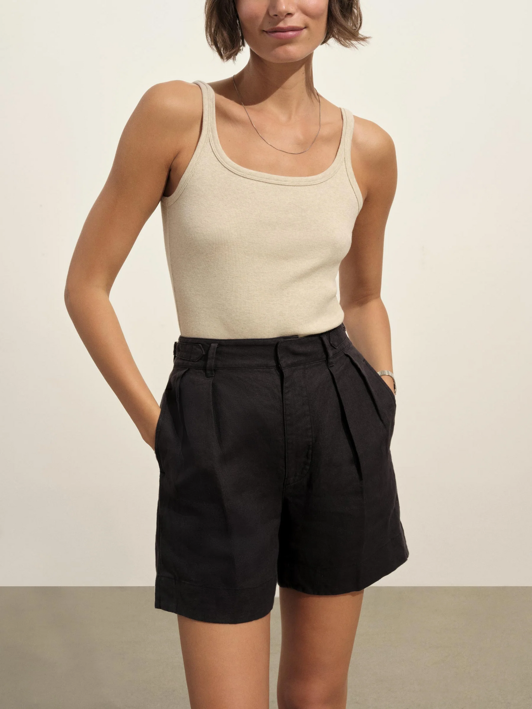 Riviera Linen Pleated Short